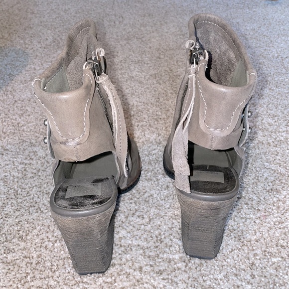 Dolce Vita Booties - Picture 4 of 5